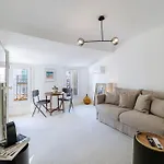 Charming Ultra 1 Bdr Apartament *