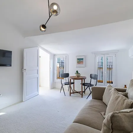 Apartament Charming Ultra 1 Bdr *